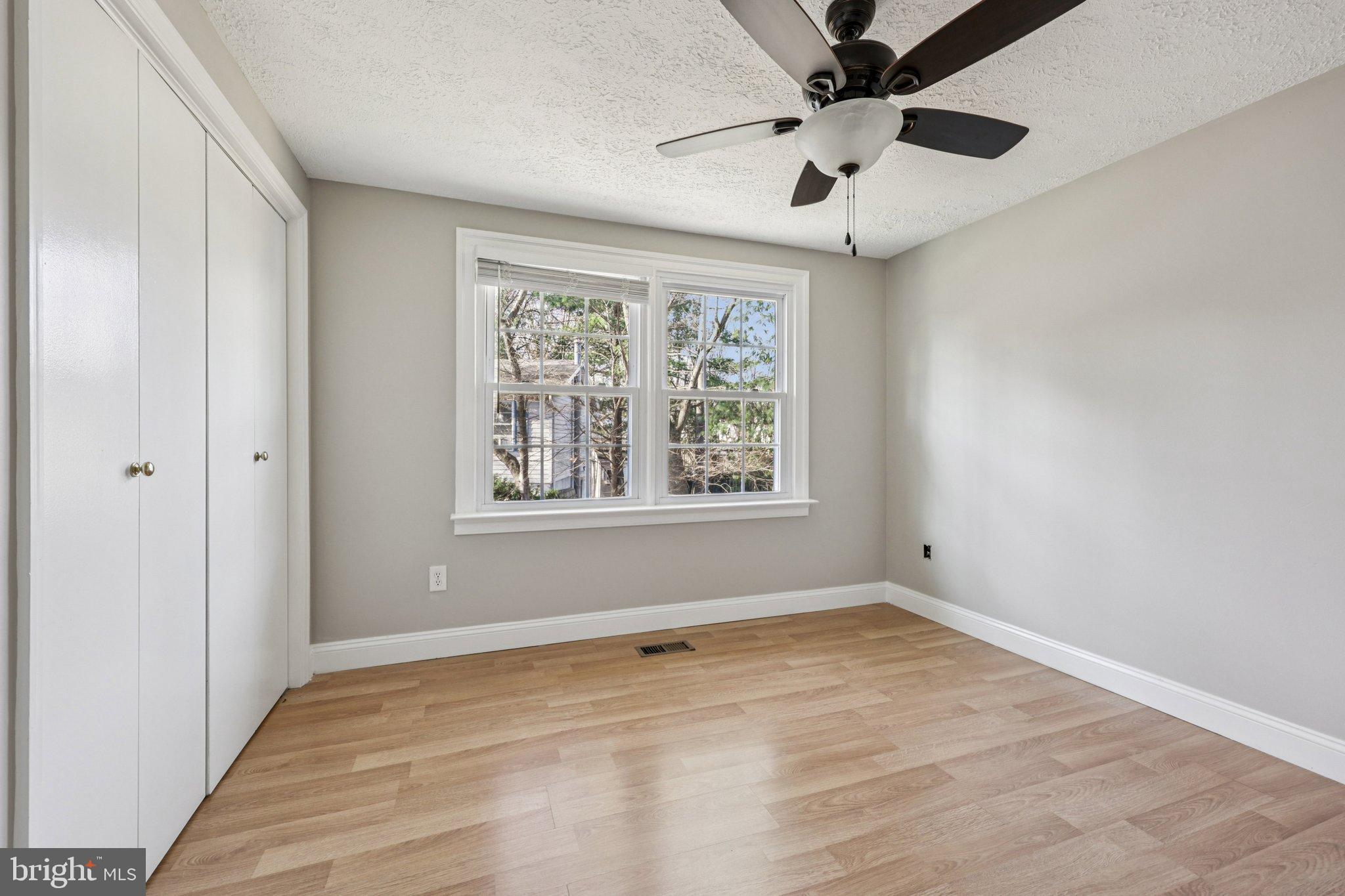 546 ROCKBRIDGE DRIVE SE