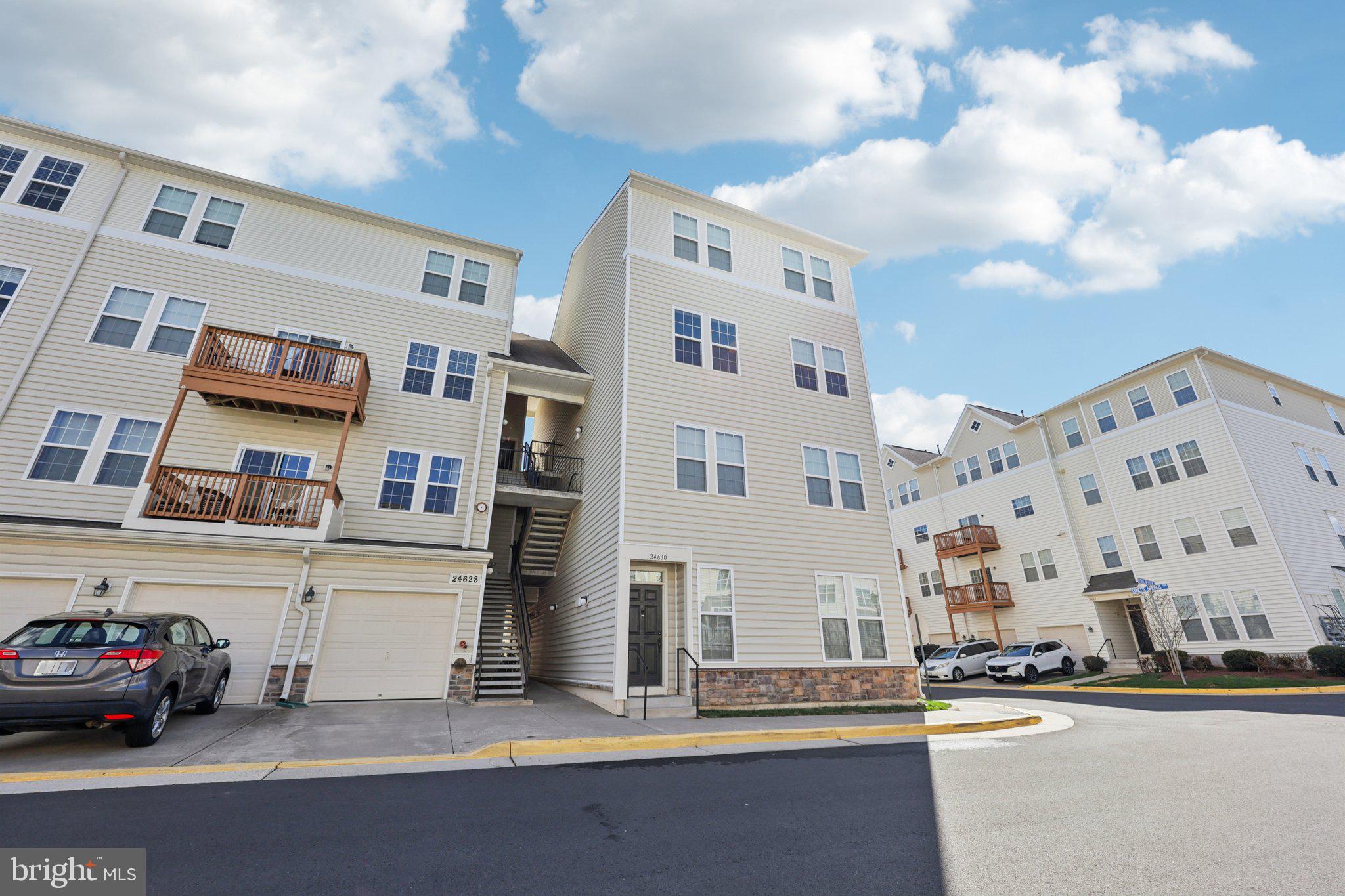 24628 BYRNE MEADOW SQUARE 303