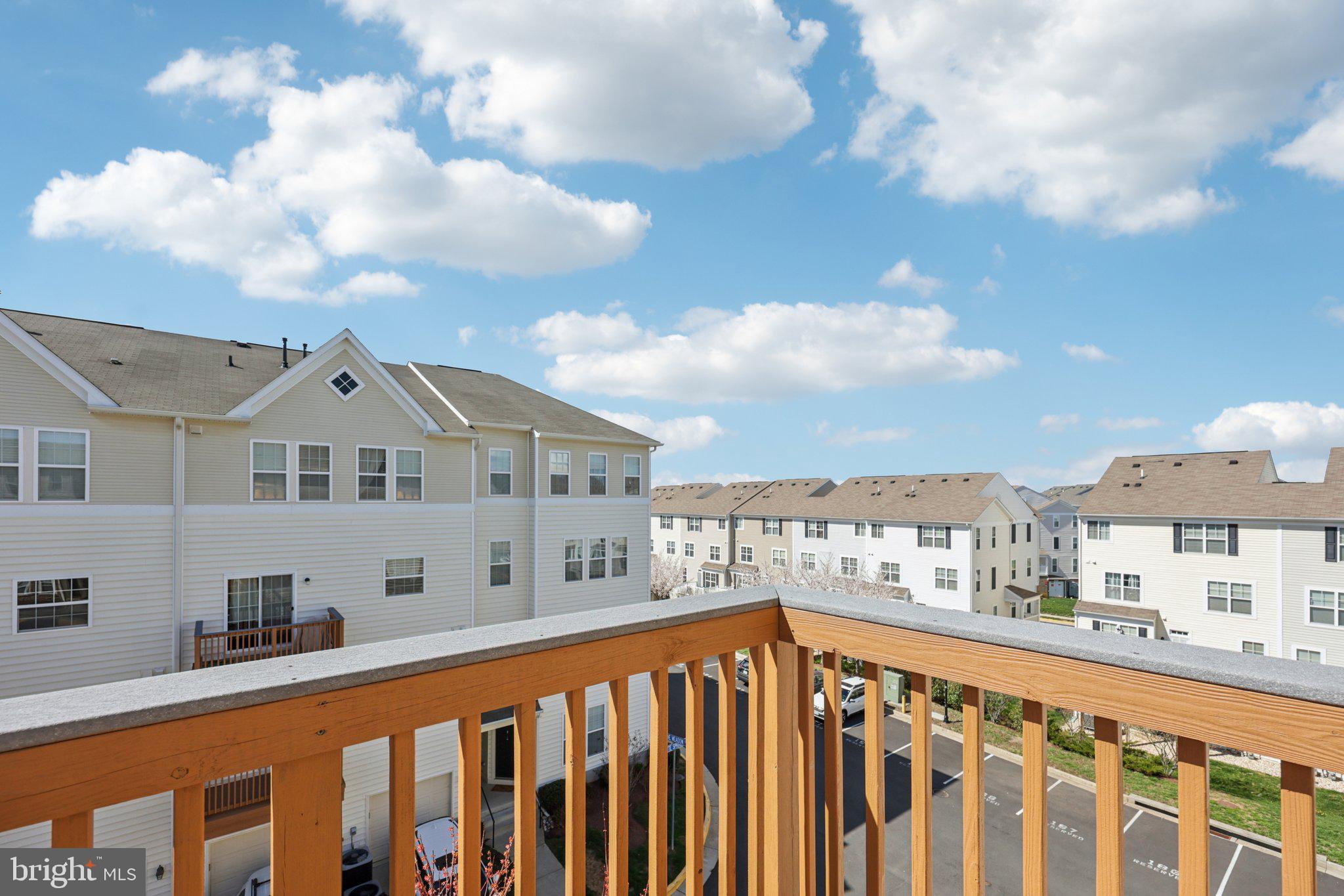 24628 BYRNE MEADOW SQUARE 303