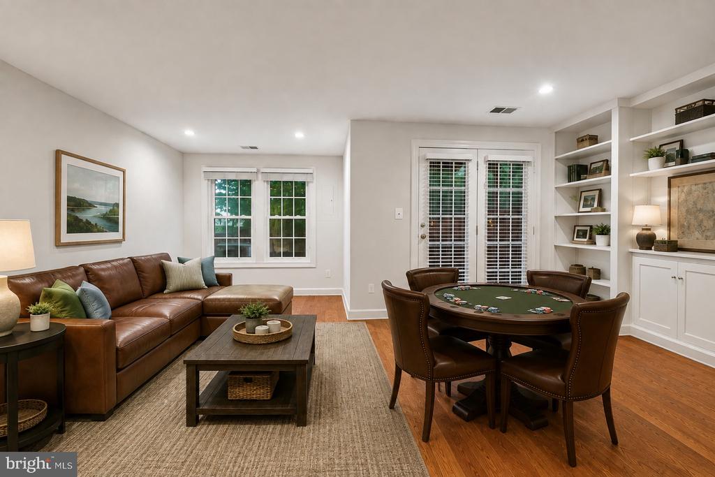 21208 HEDGEROW TERRACE