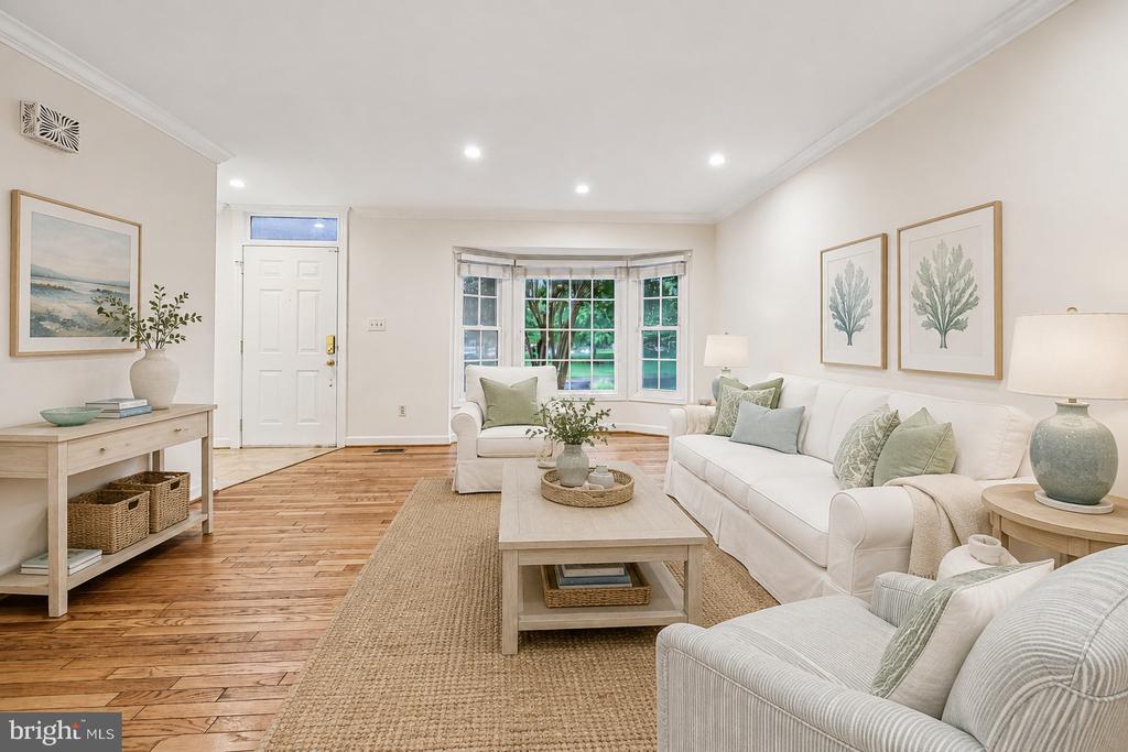 21208 HEDGEROW TERRACE