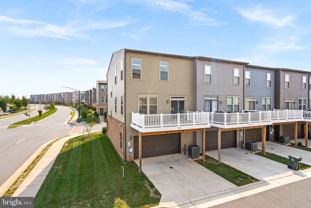 9804 BUCHANAN LOOP