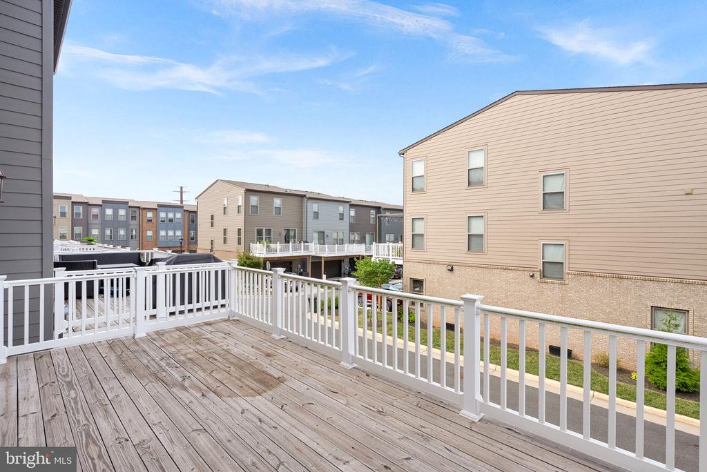 9804 BUCHANAN LOOP