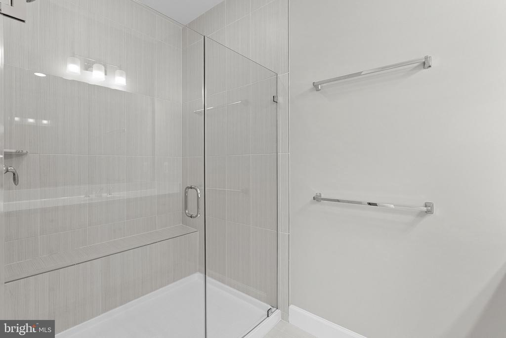 9804 BUCHANAN LOOP