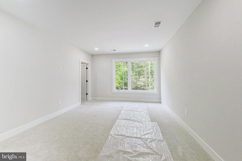 9984 BENT TREE LANE