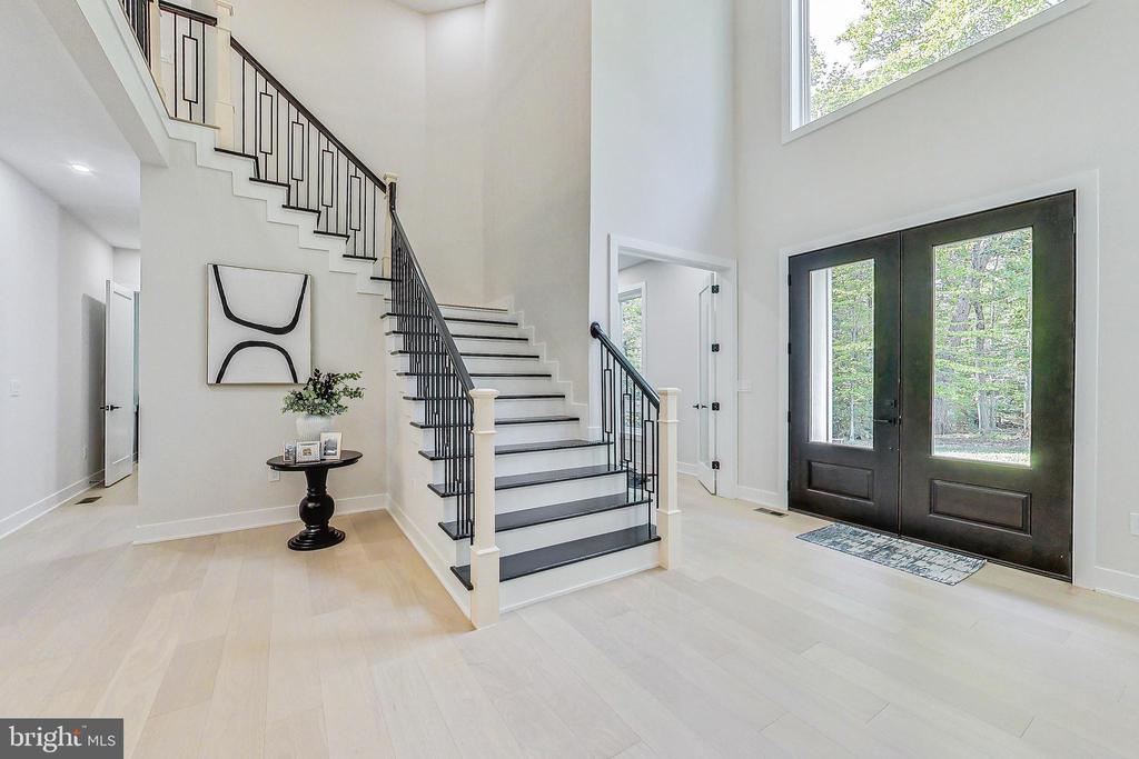 9984 BENT TREE LANE