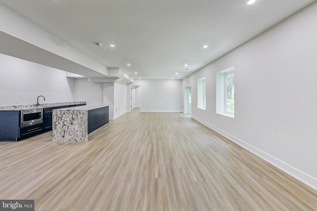 9984 BENT TREE LANE