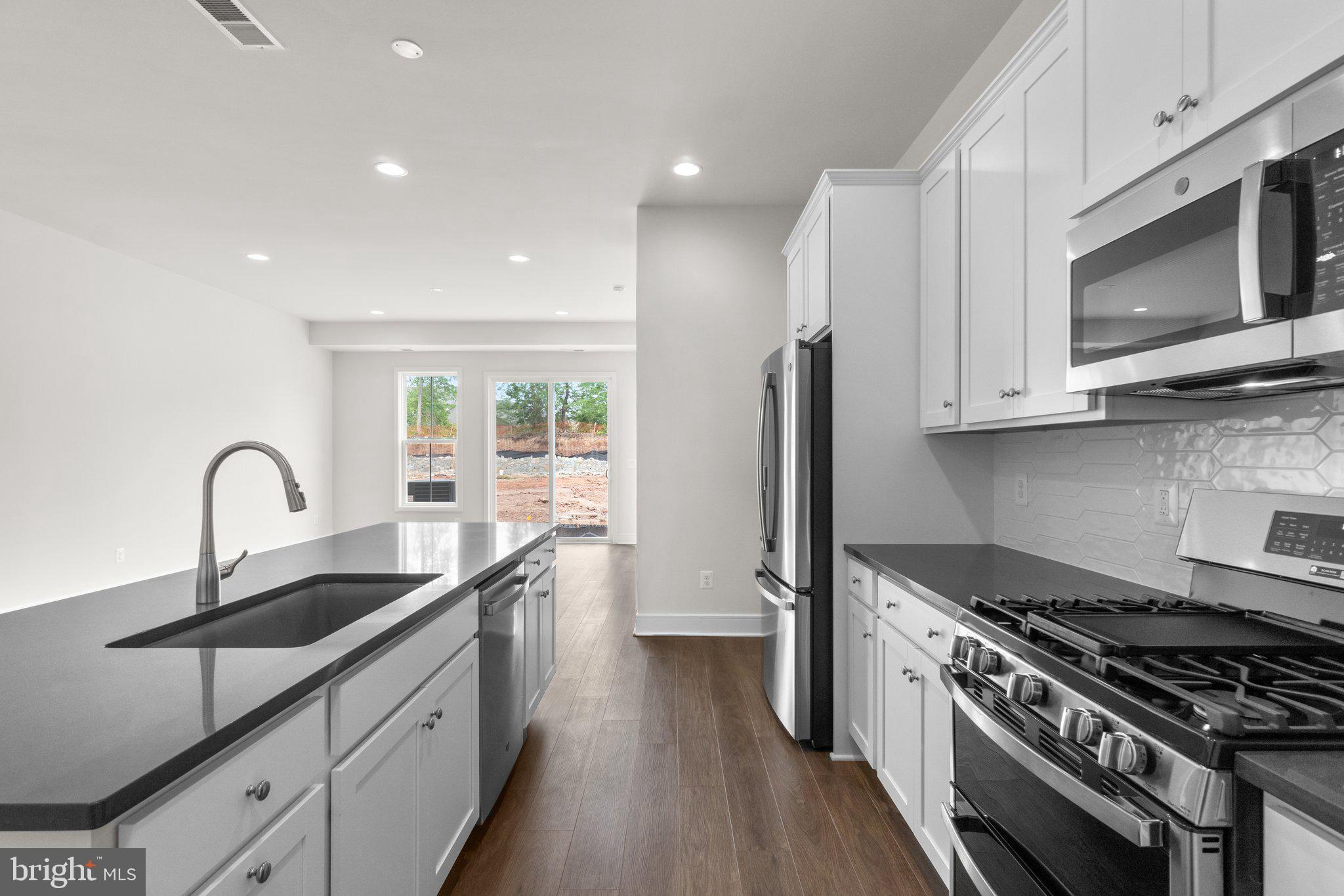 6805 AUTUMN HARVEST TRAIL