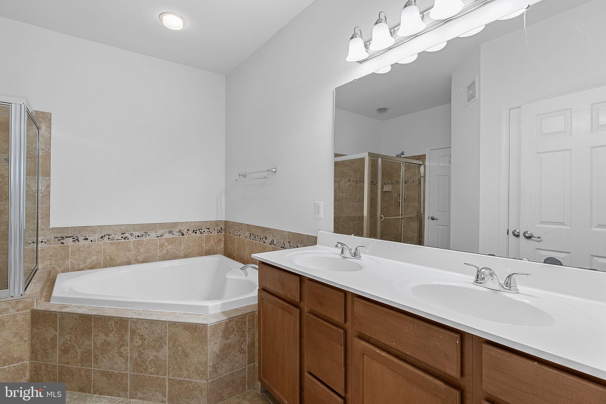 15131 LEICESTERSHIRE STREET