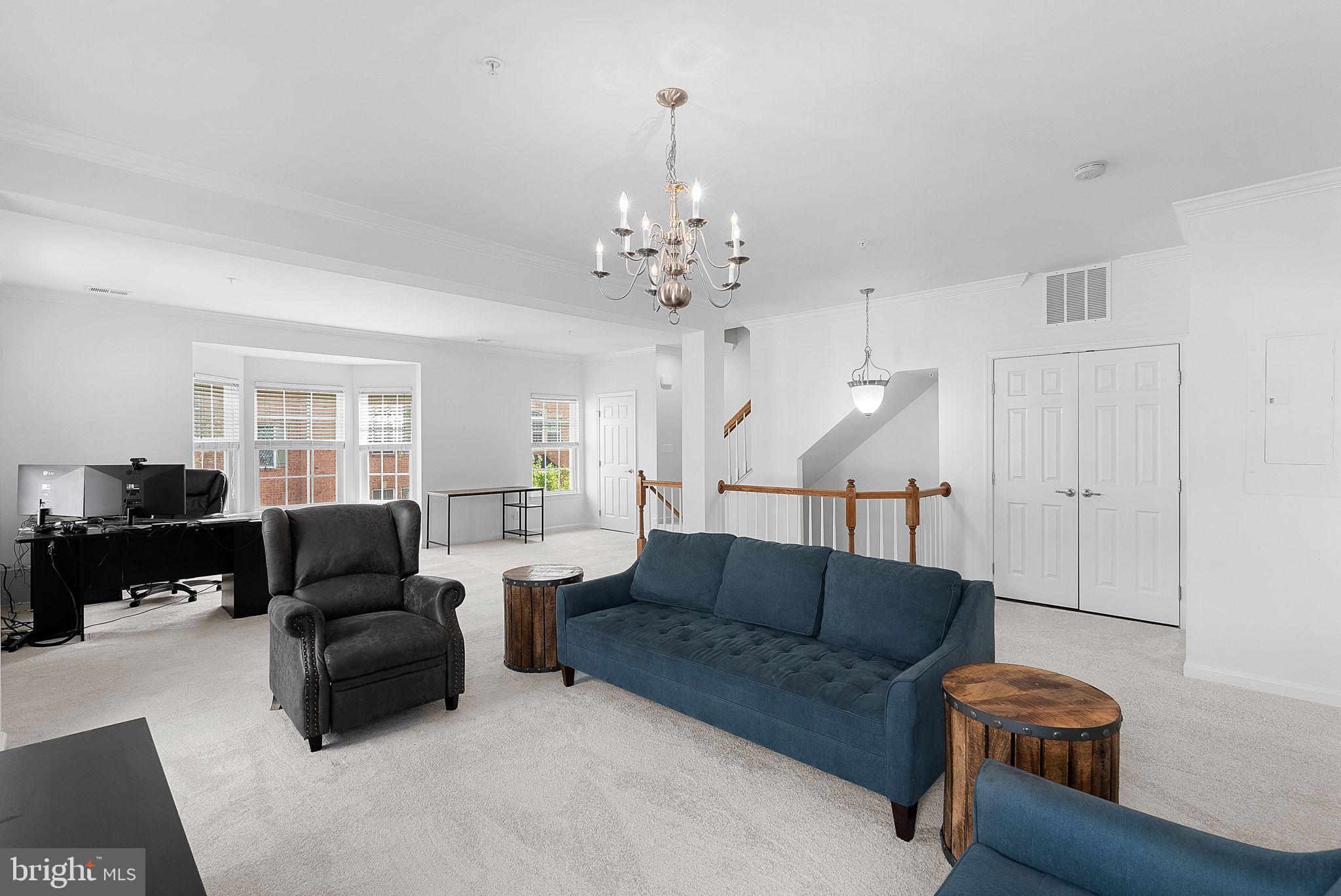 15131 LEICESTERSHIRE STREET