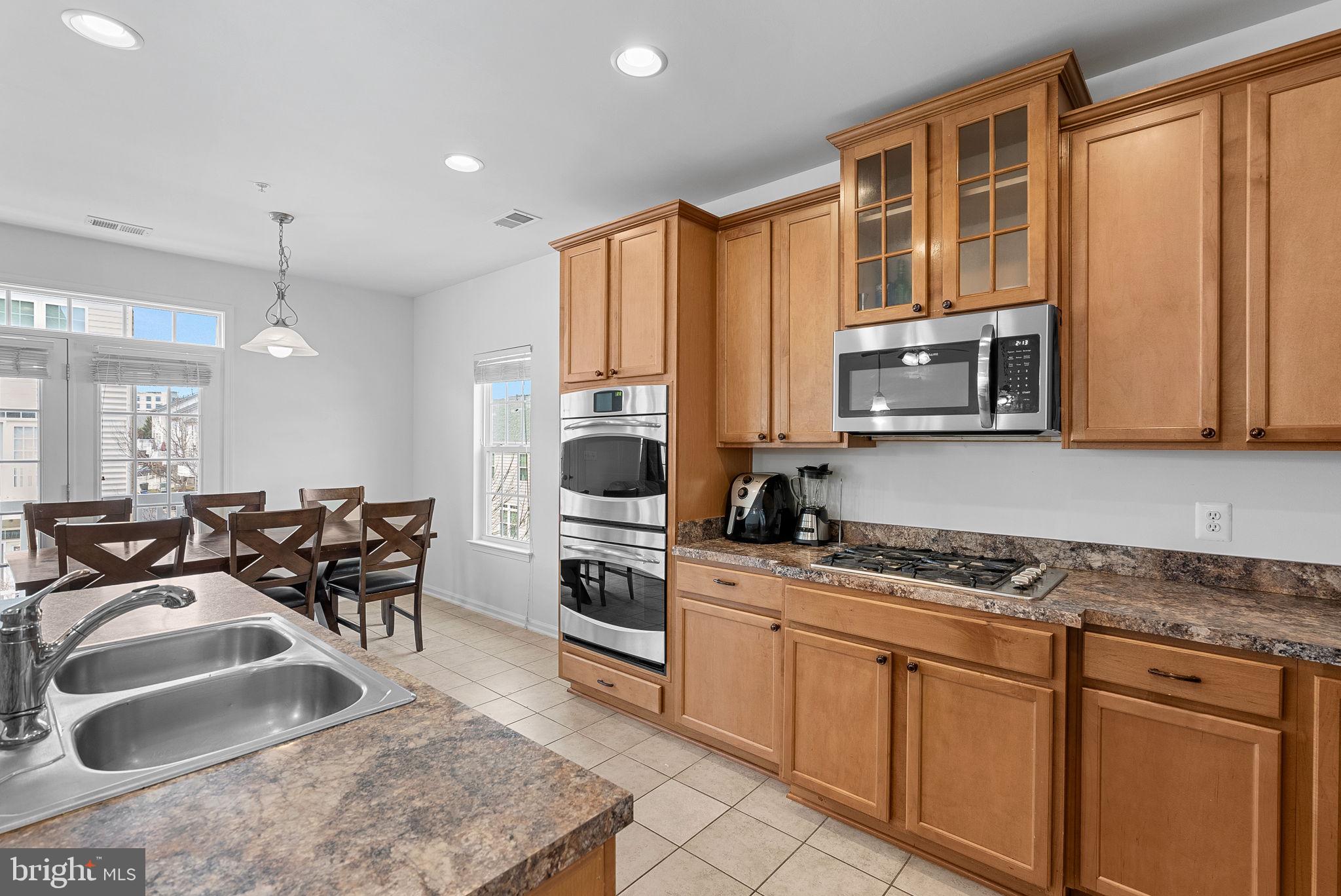 15131 LEICESTERSHIRE STREET