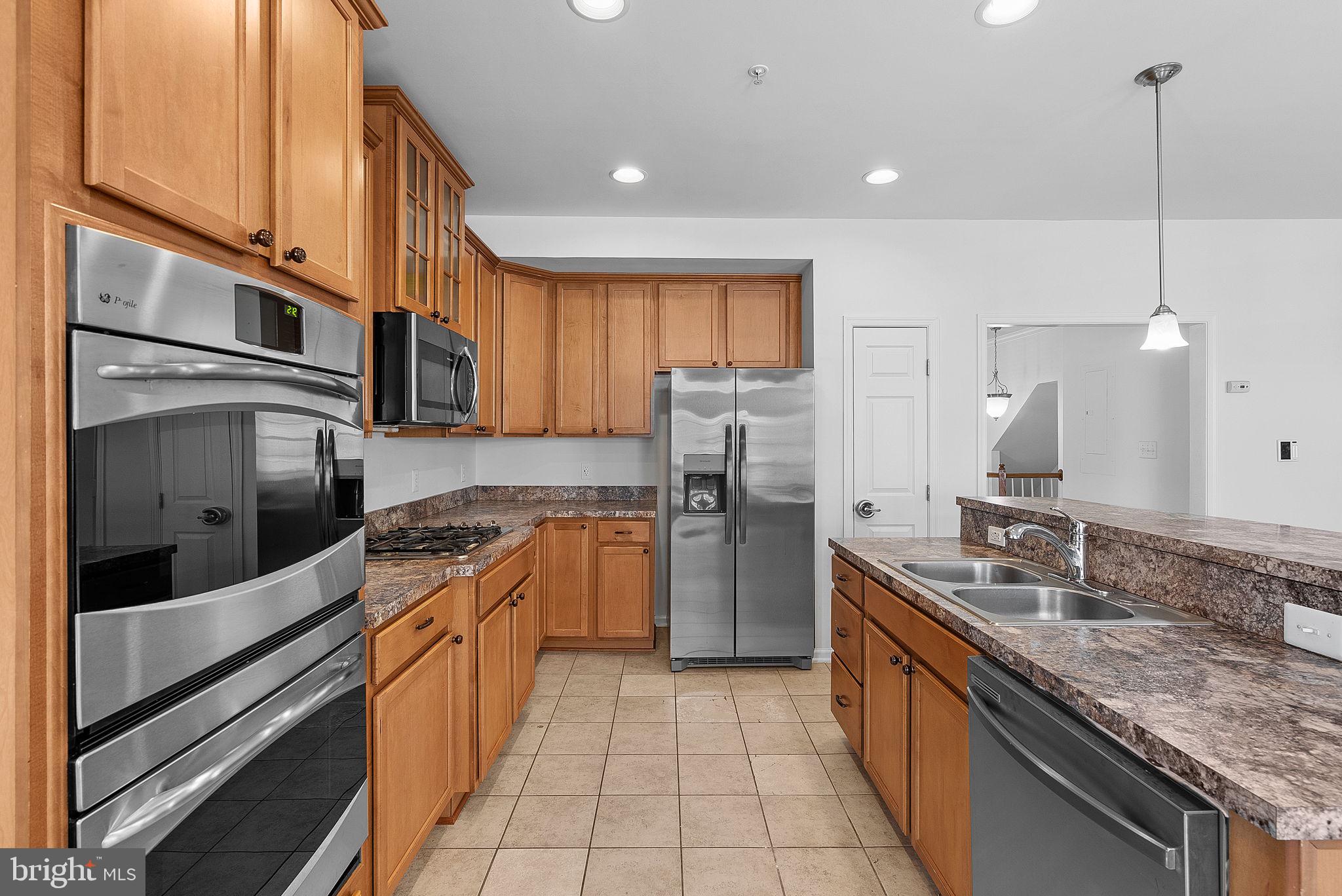 15131 LEICESTERSHIRE STREET