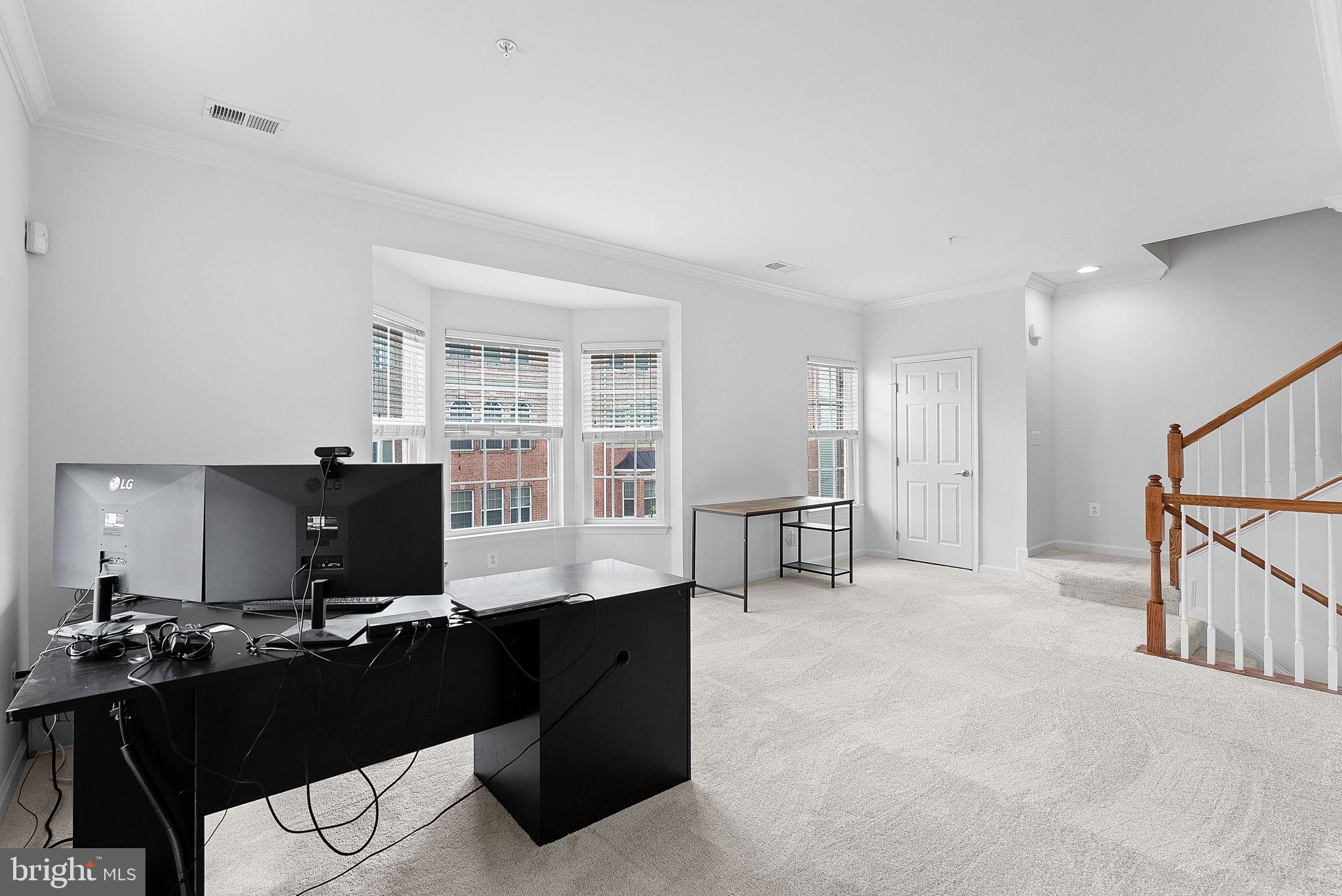 15131 LEICESTERSHIRE STREET