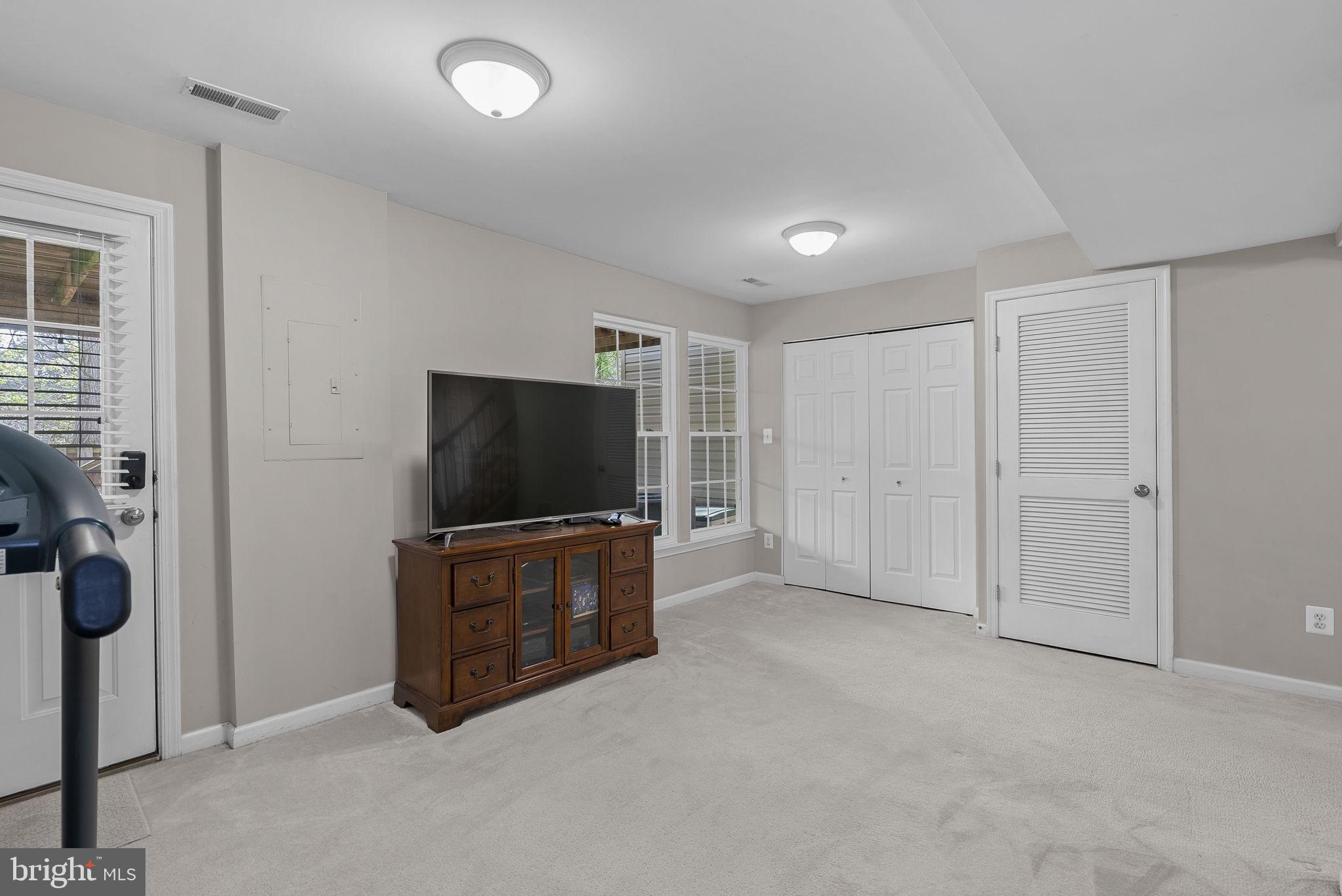 12145 DRUM SALUTE PLACE