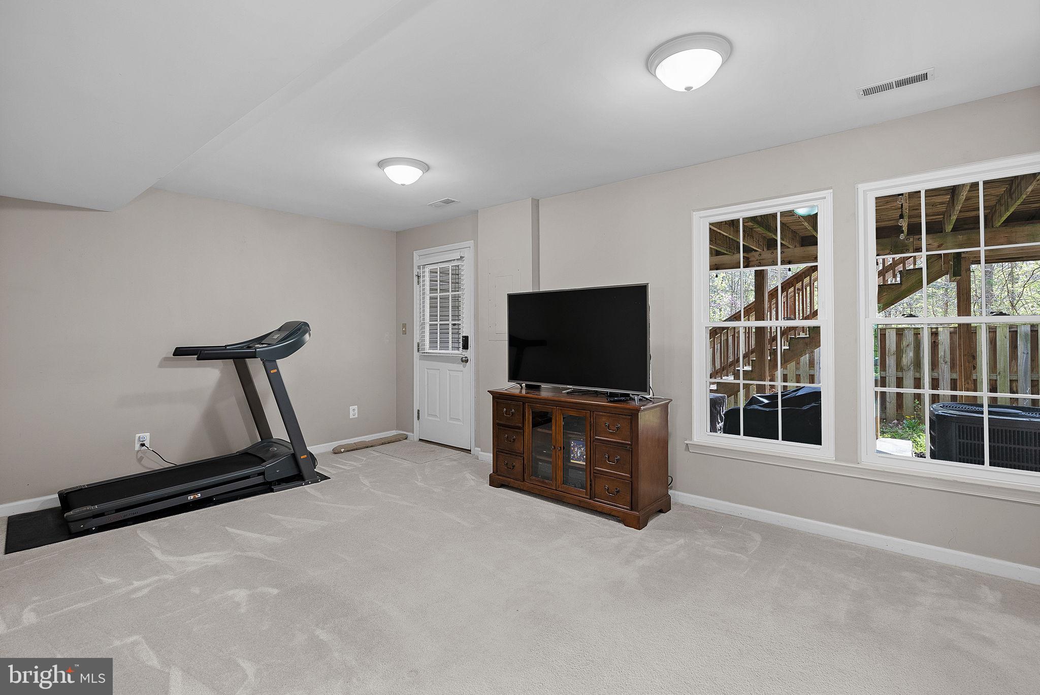 12145 DRUM SALUTE PLACE