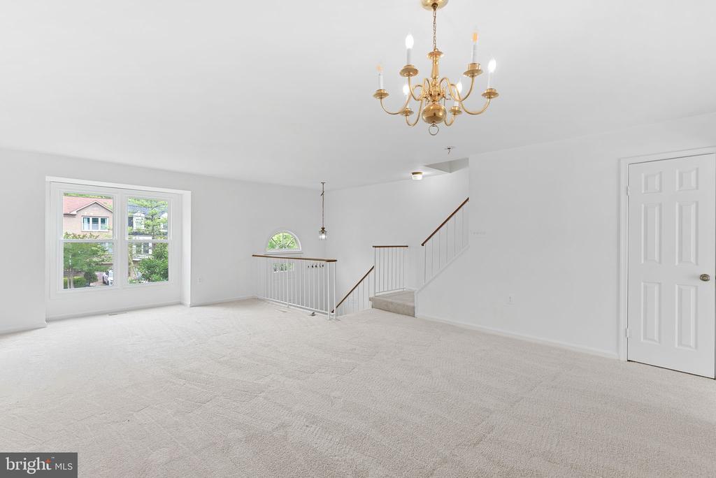 7417 BARBADOS LANE