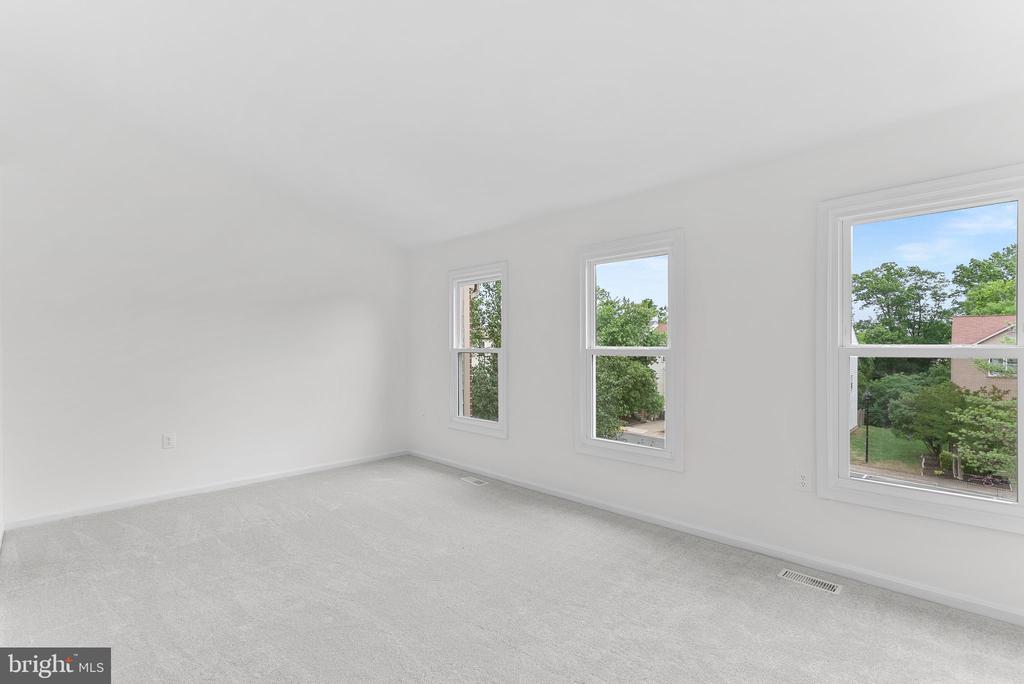 7417 BARBADOS LANE