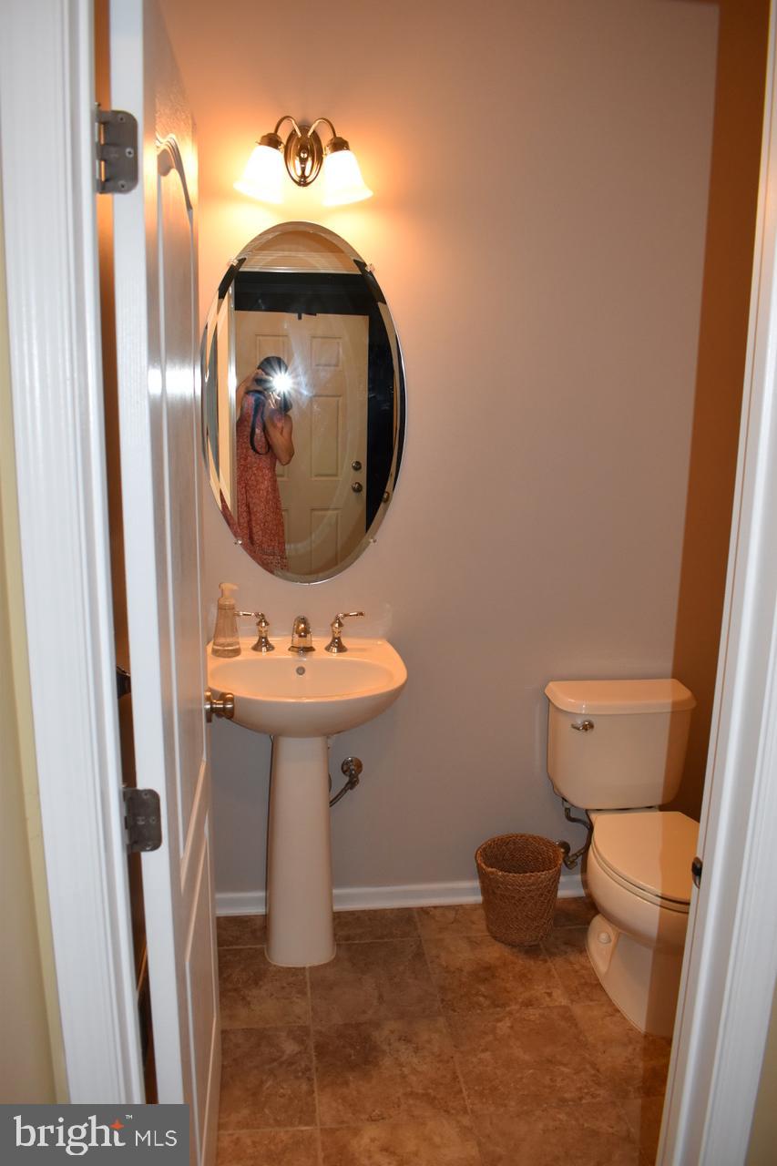 15454 GOSSOMS STORE COURT