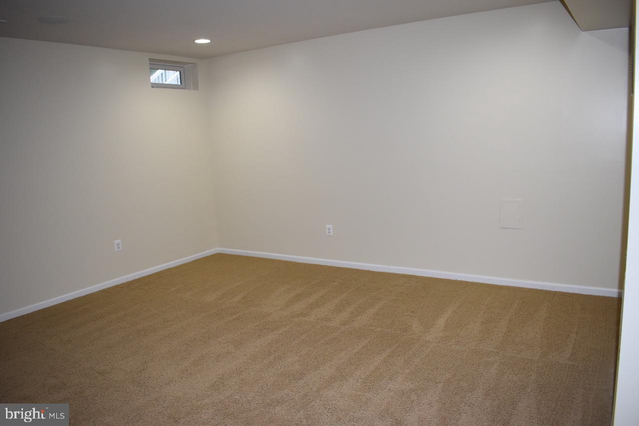 15454 GOSSOMS STORE COURT