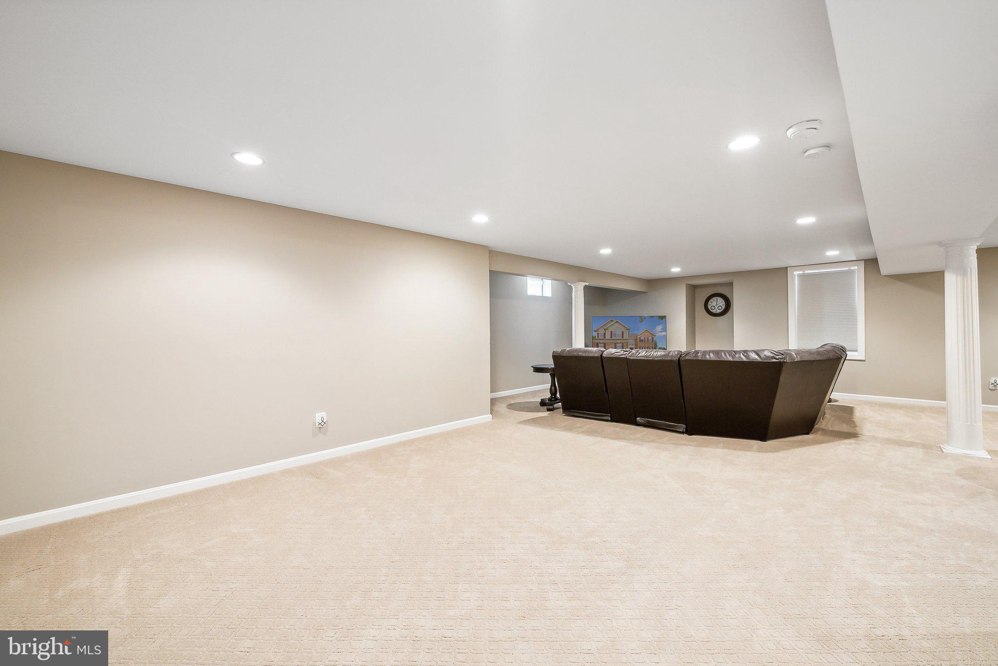 15135 JUPITER HILLS LANE