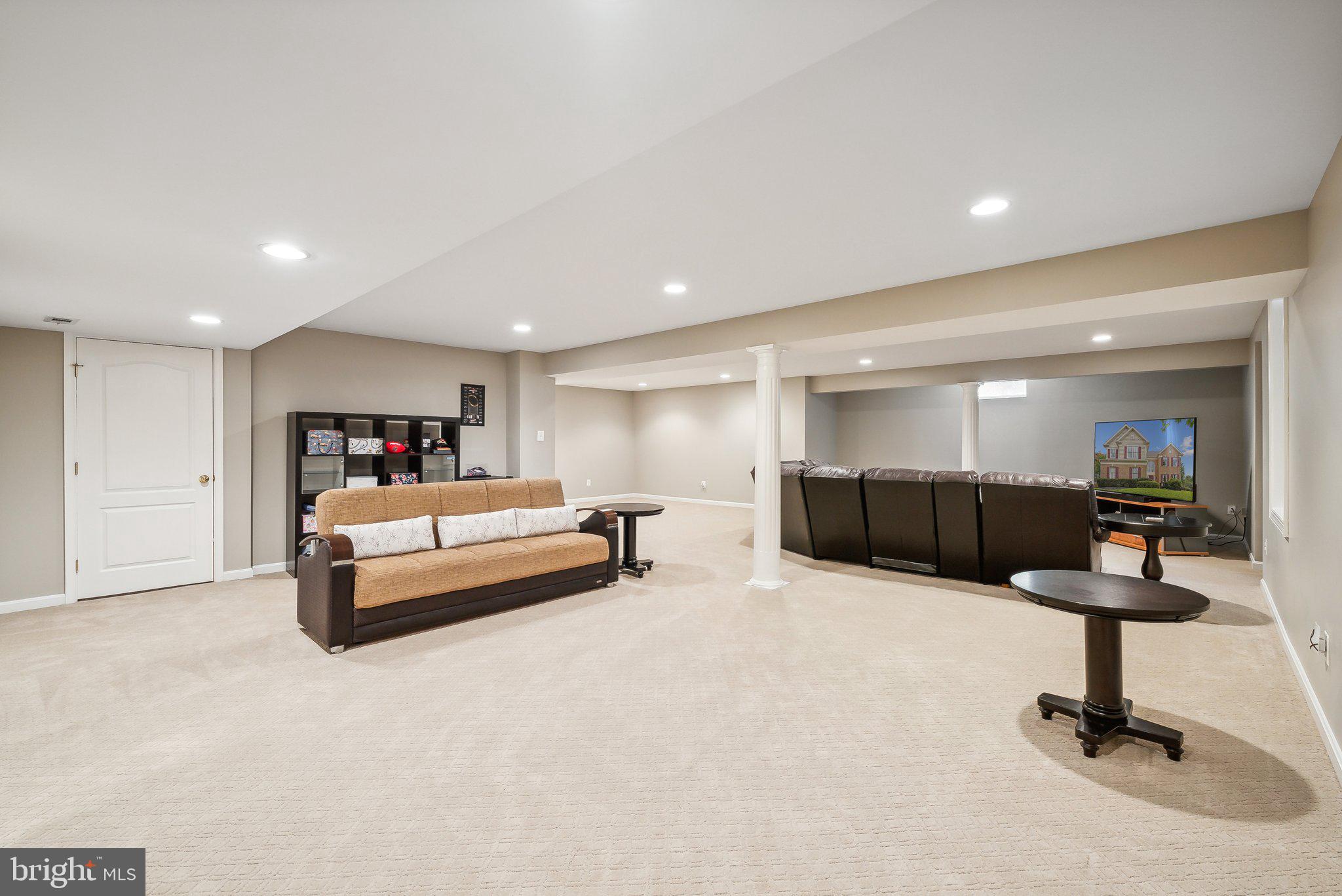 15135 JUPITER HILLS LANE