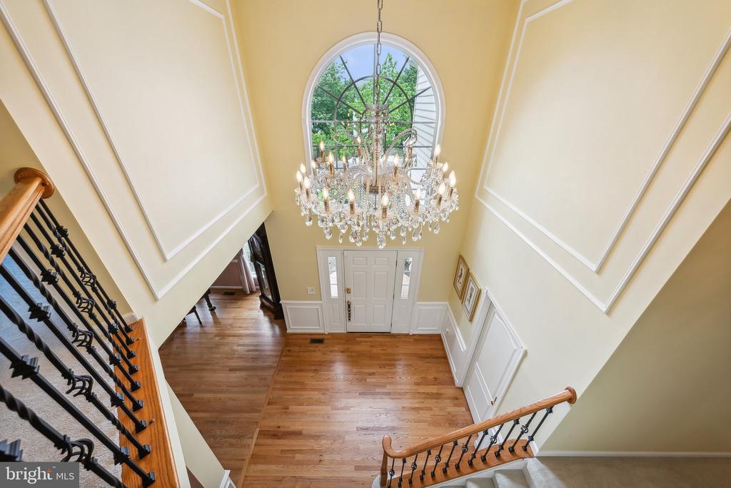 15135 JUPITER HILLS LANE