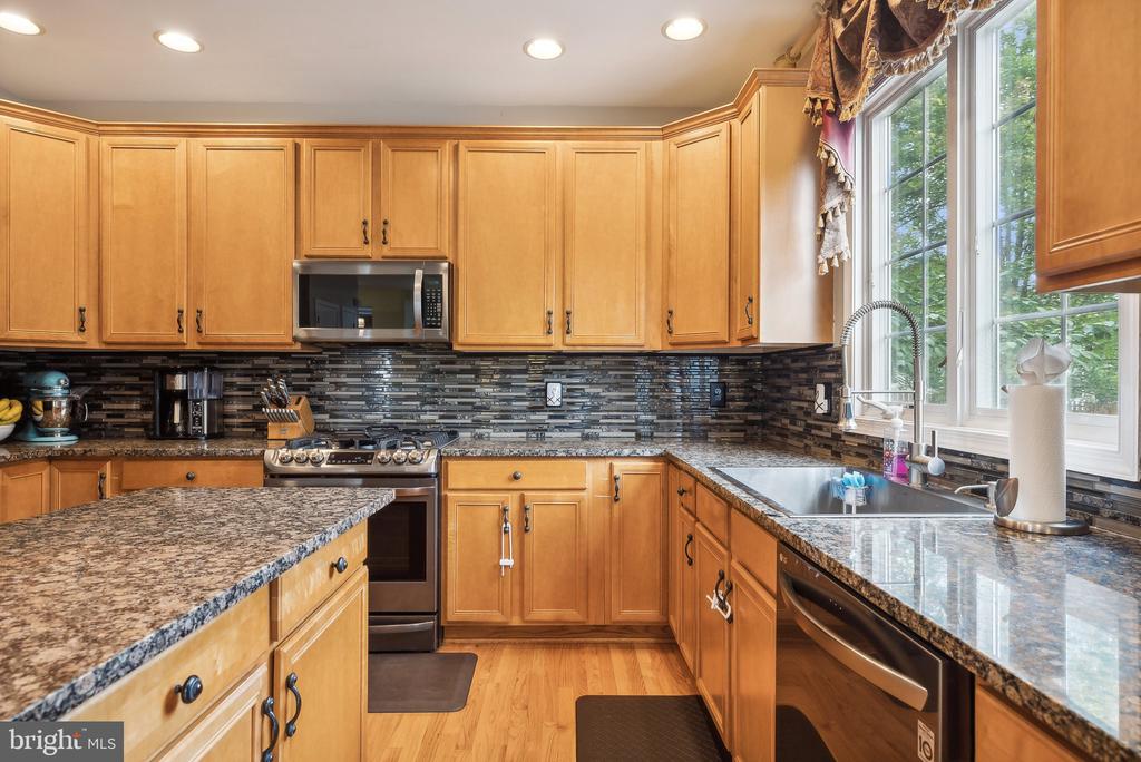 15135 JUPITER HILLS LANE