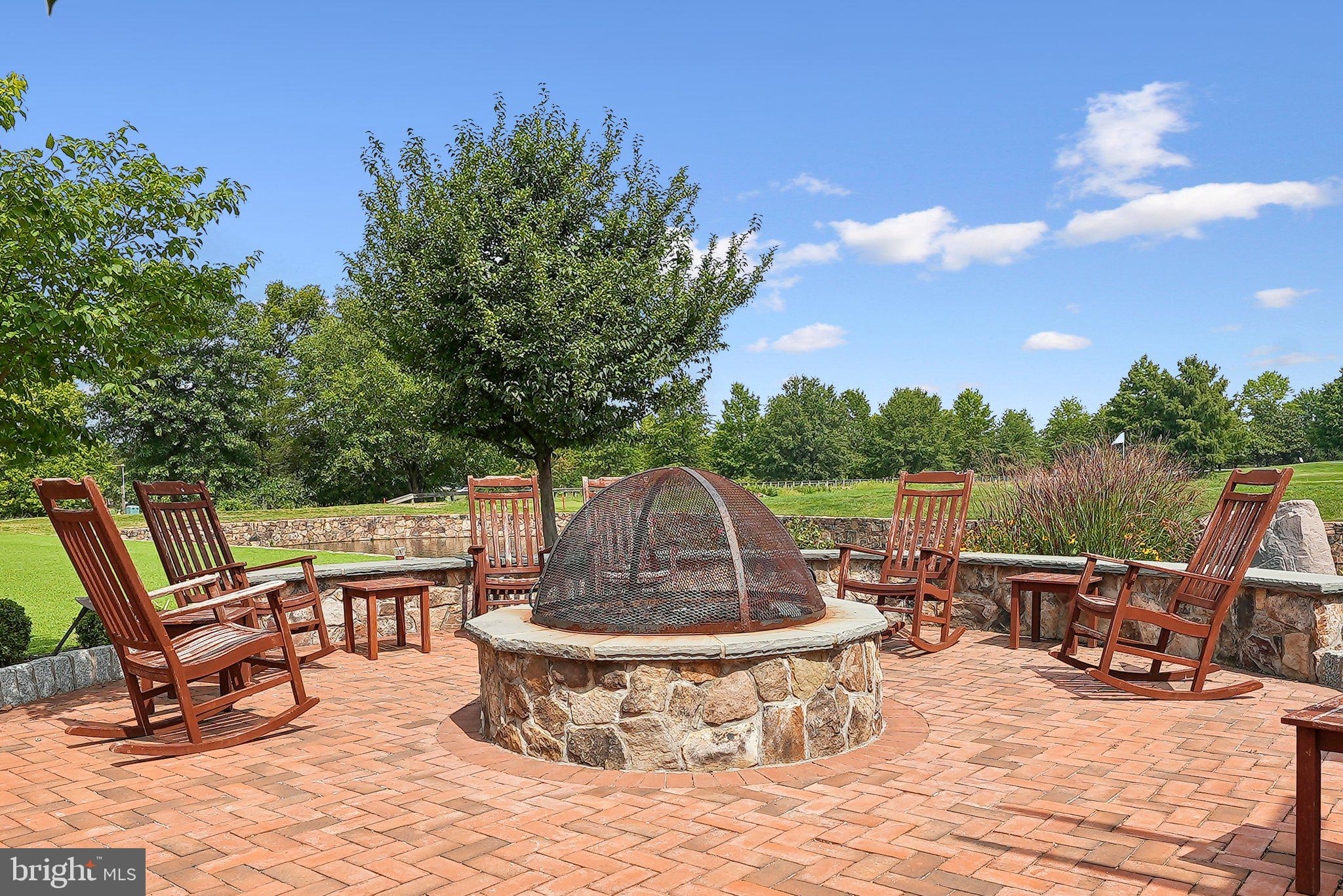 15135 JUPITER HILLS LANE