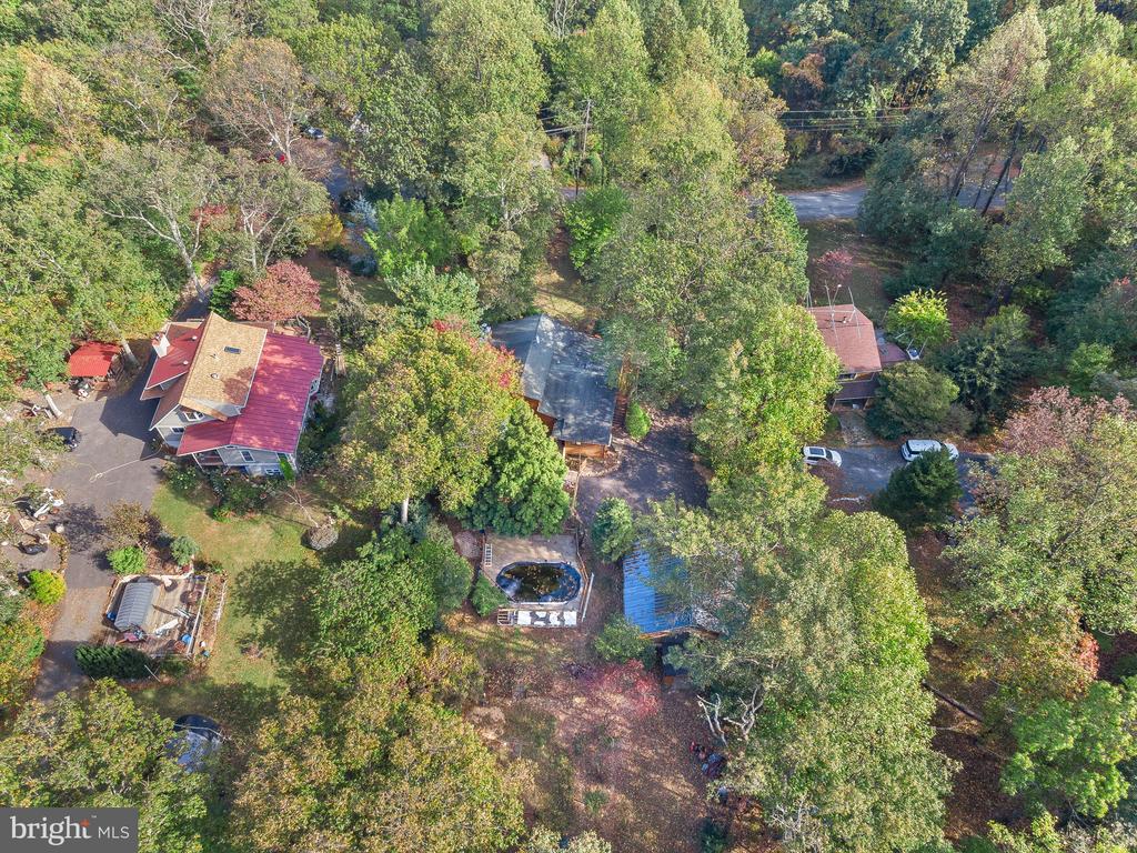 1802 SUMMIT DRIVE