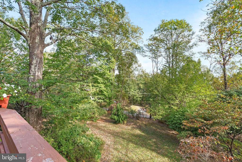 1802 SUMMIT DRIVE