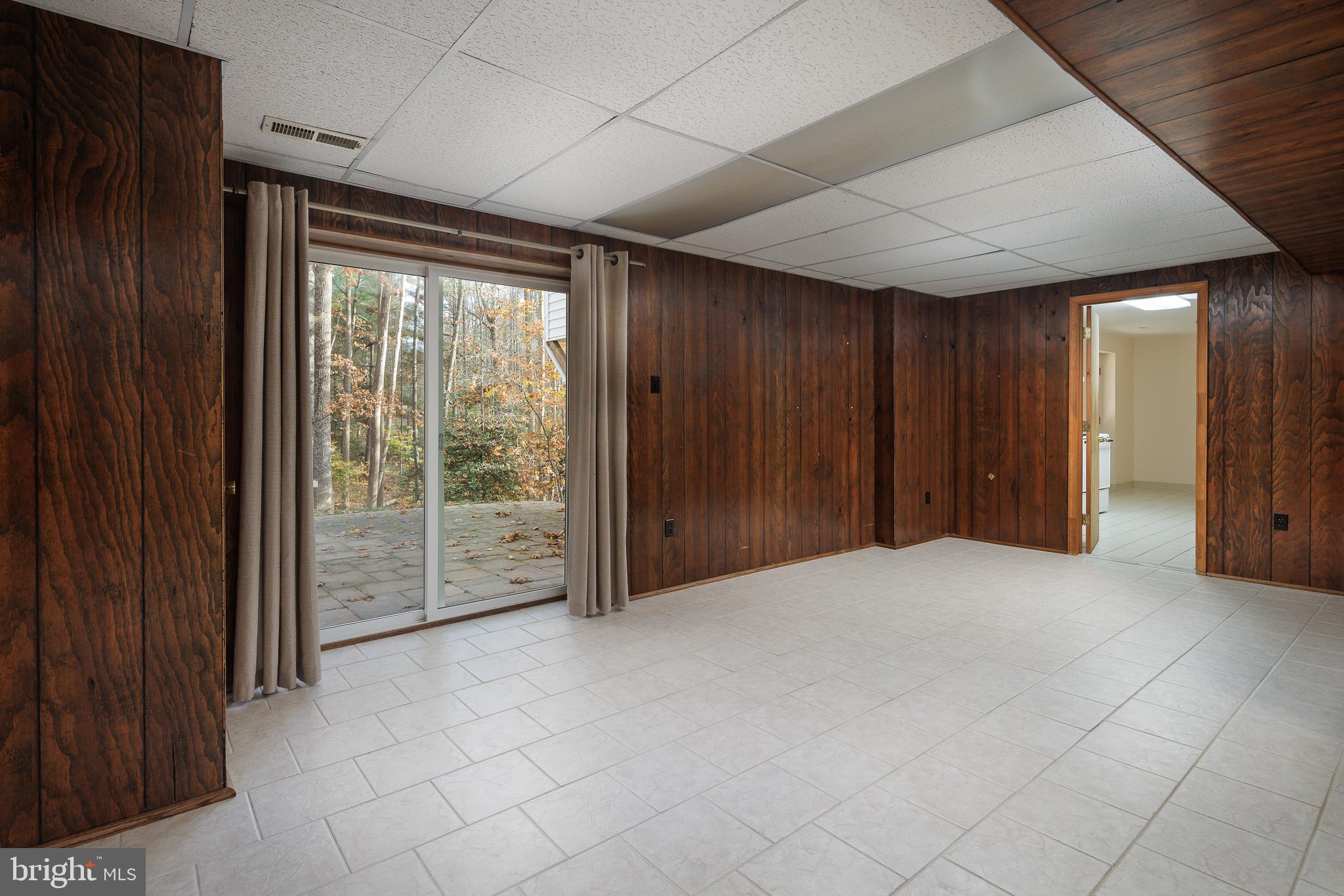 10419 MOUNT VERNON DRIVE