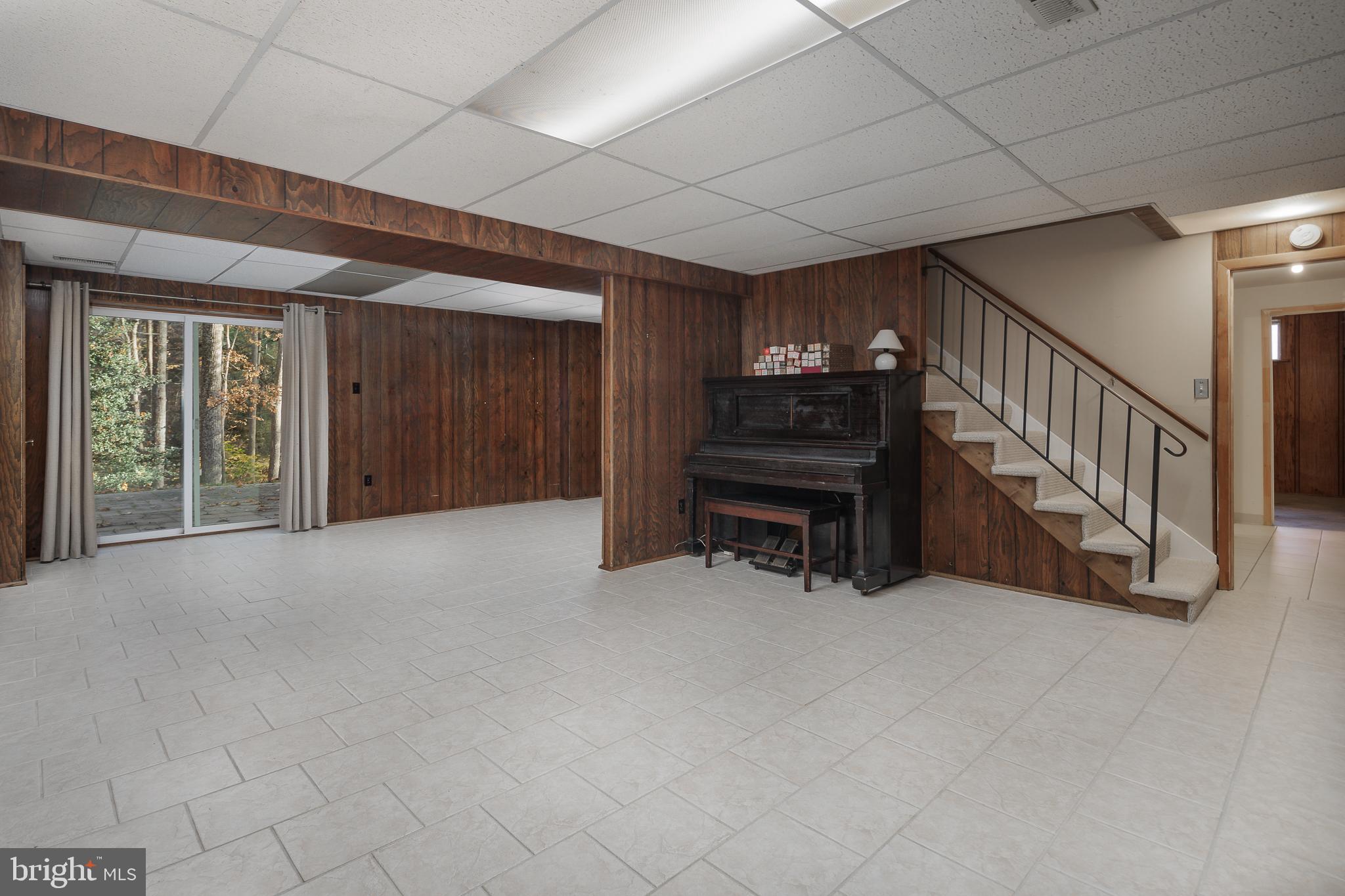 10419 MOUNT VERNON DRIVE