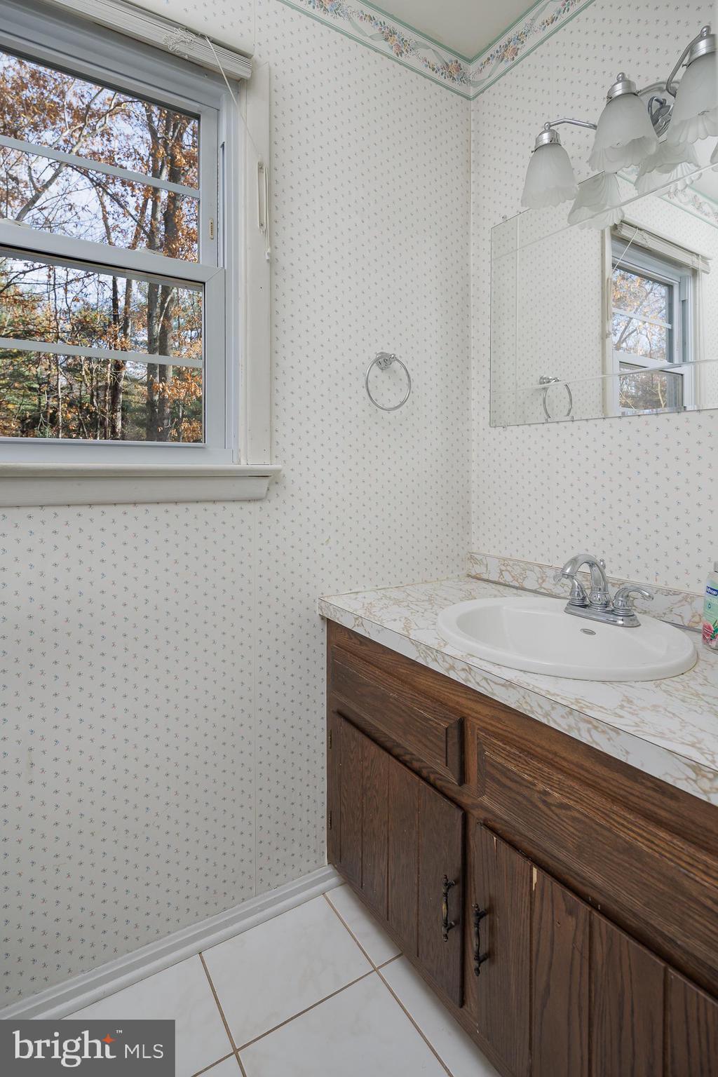 10419 MOUNT VERNON DRIVE