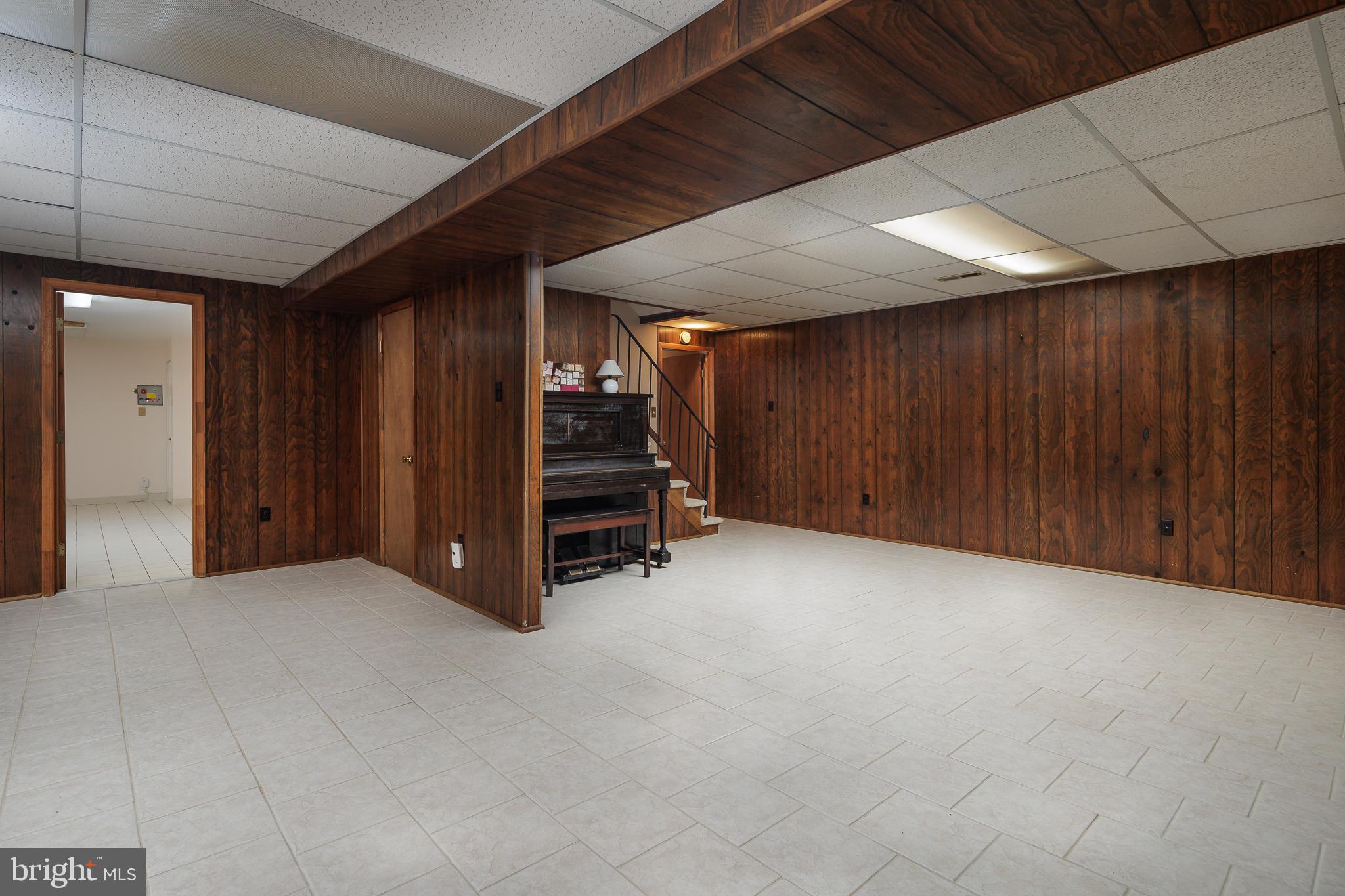 10419 MOUNT VERNON DRIVE