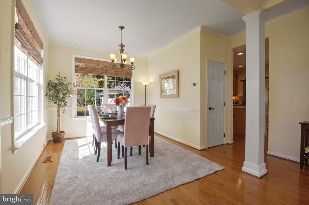 14308 GRACKLE COURT