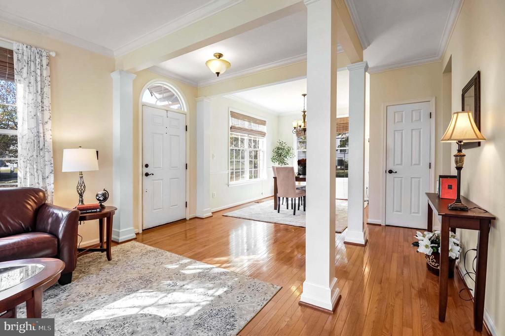 14308 GRACKLE COURT