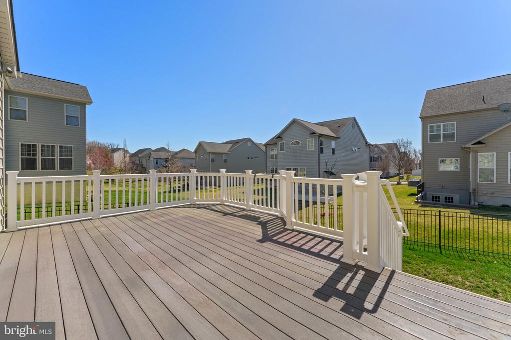 16277 JETTY LOOP