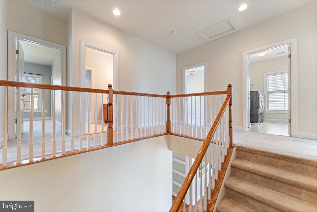 16277 JETTY LOOP