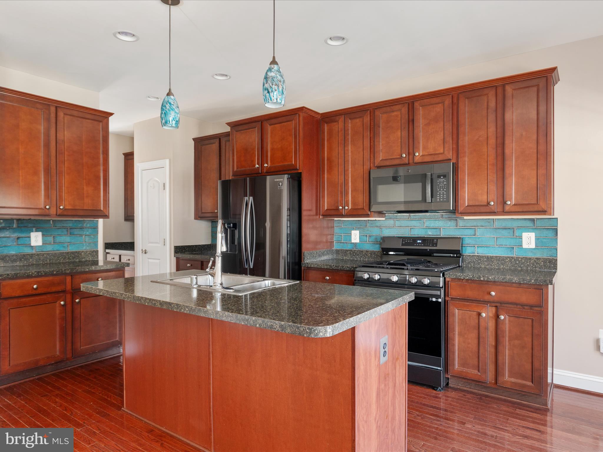 15996 GREYMILL MANOR DRIVE