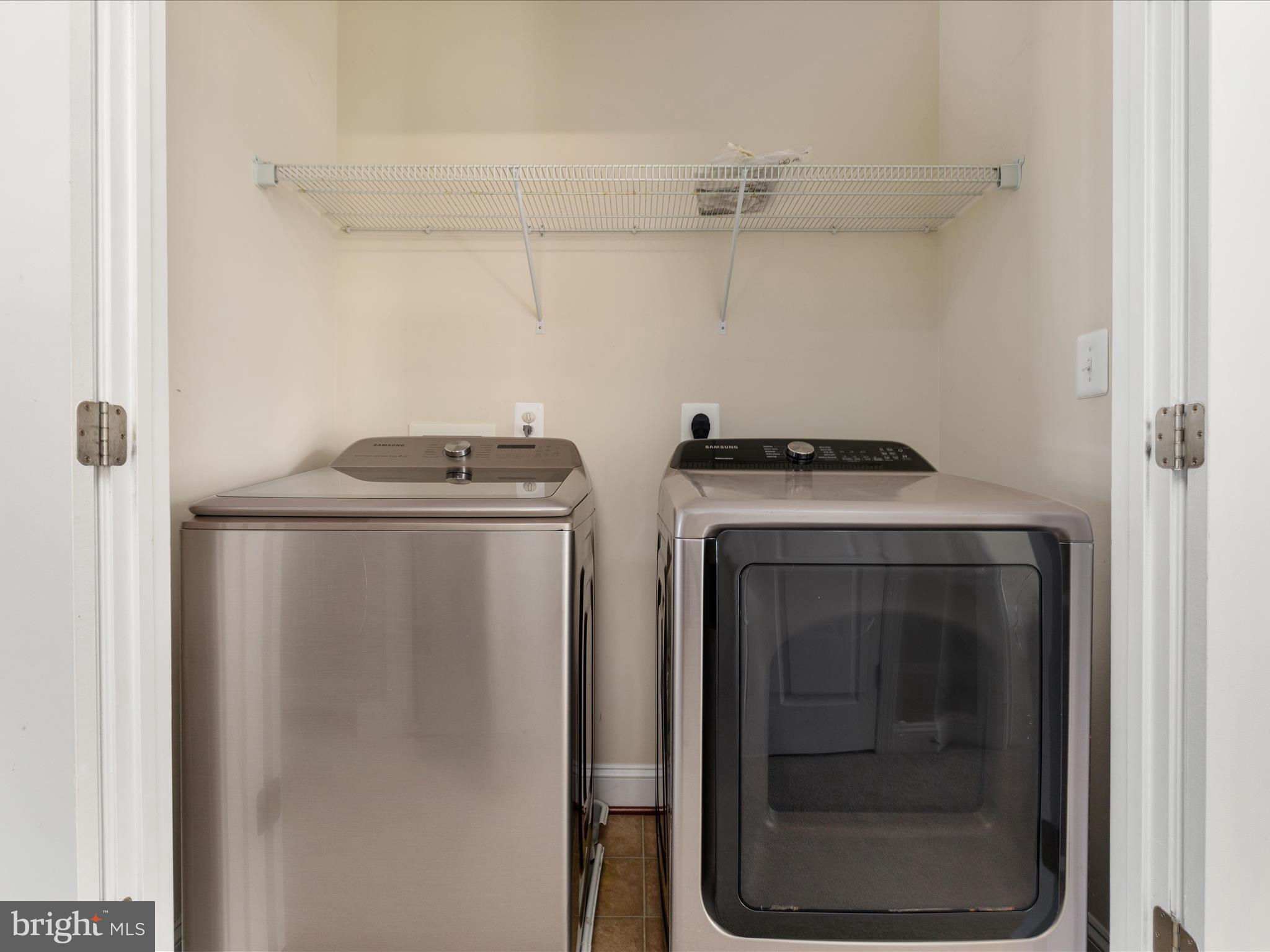 15996 GREYMILL MANOR DRIVE