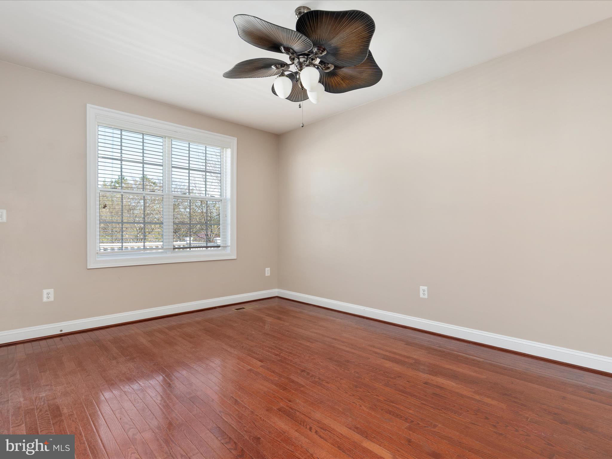 15996 GREYMILL MANOR DRIVE