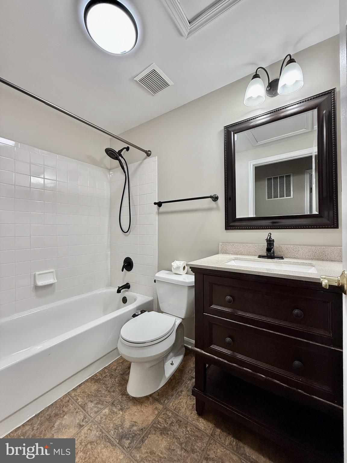 3427 BELLEPLAIN COURT