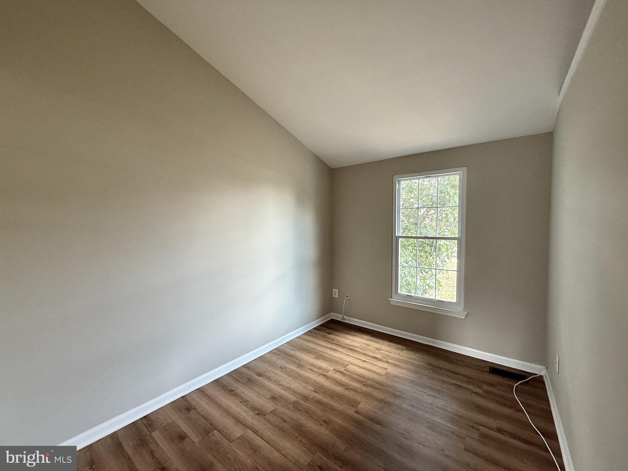 3427 BELLEPLAIN COURT