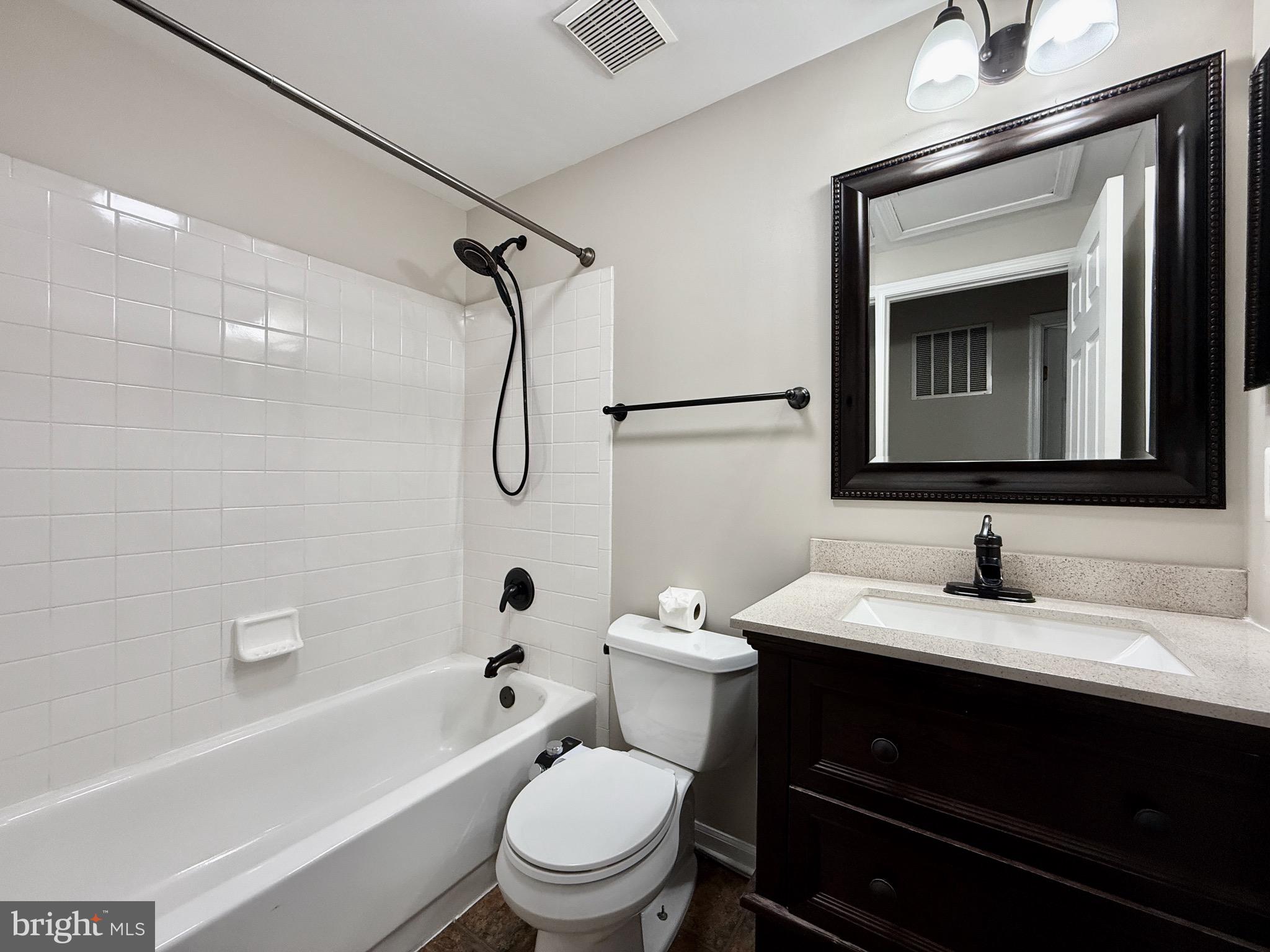 3427 BELLEPLAIN COURT