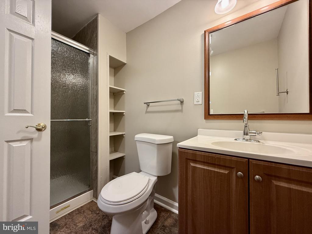3427 BELLEPLAIN COURT