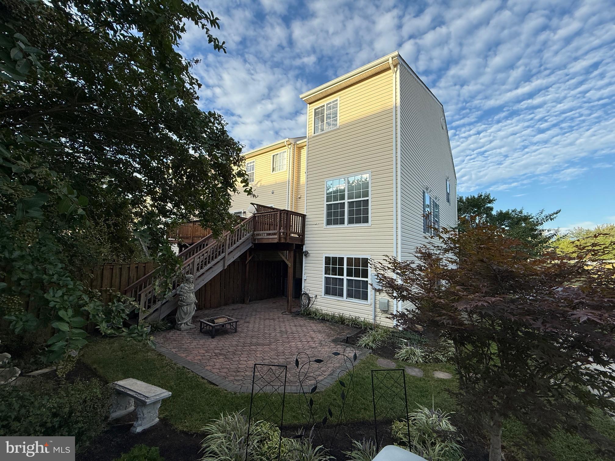 6054 POPES CREEK PLACE