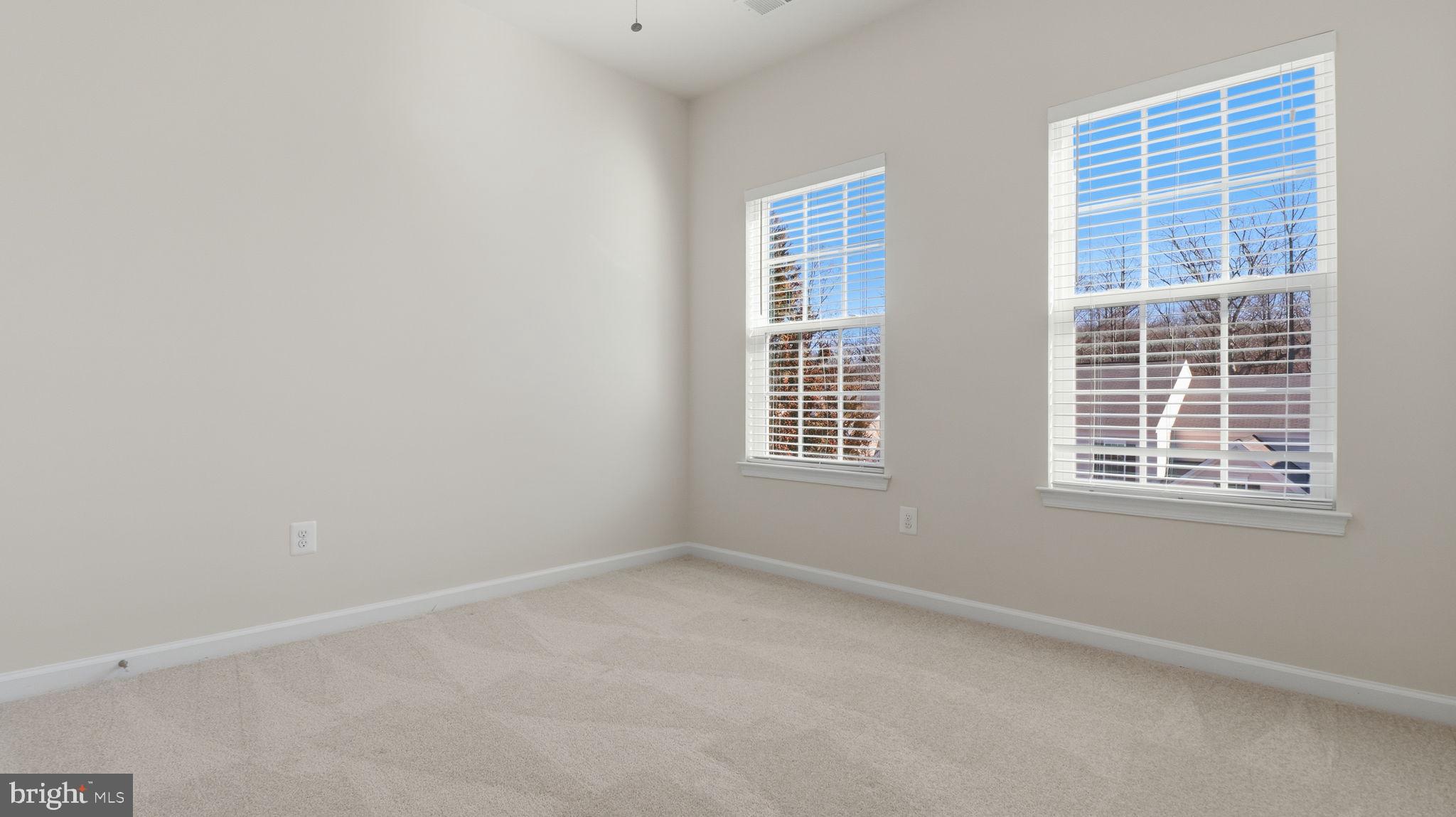 12690 LAKESIDE COURT