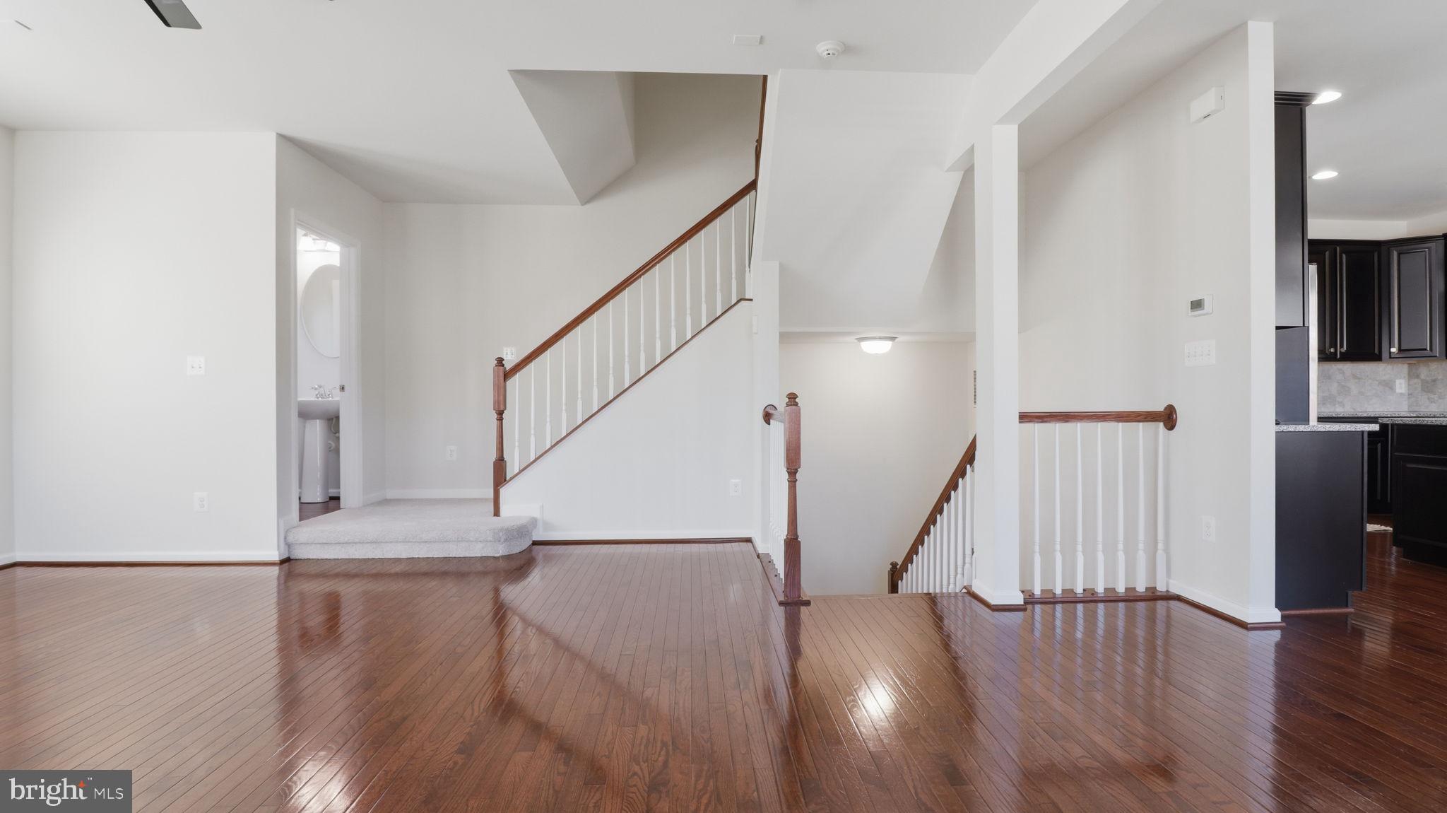 12690 LAKESIDE COURT