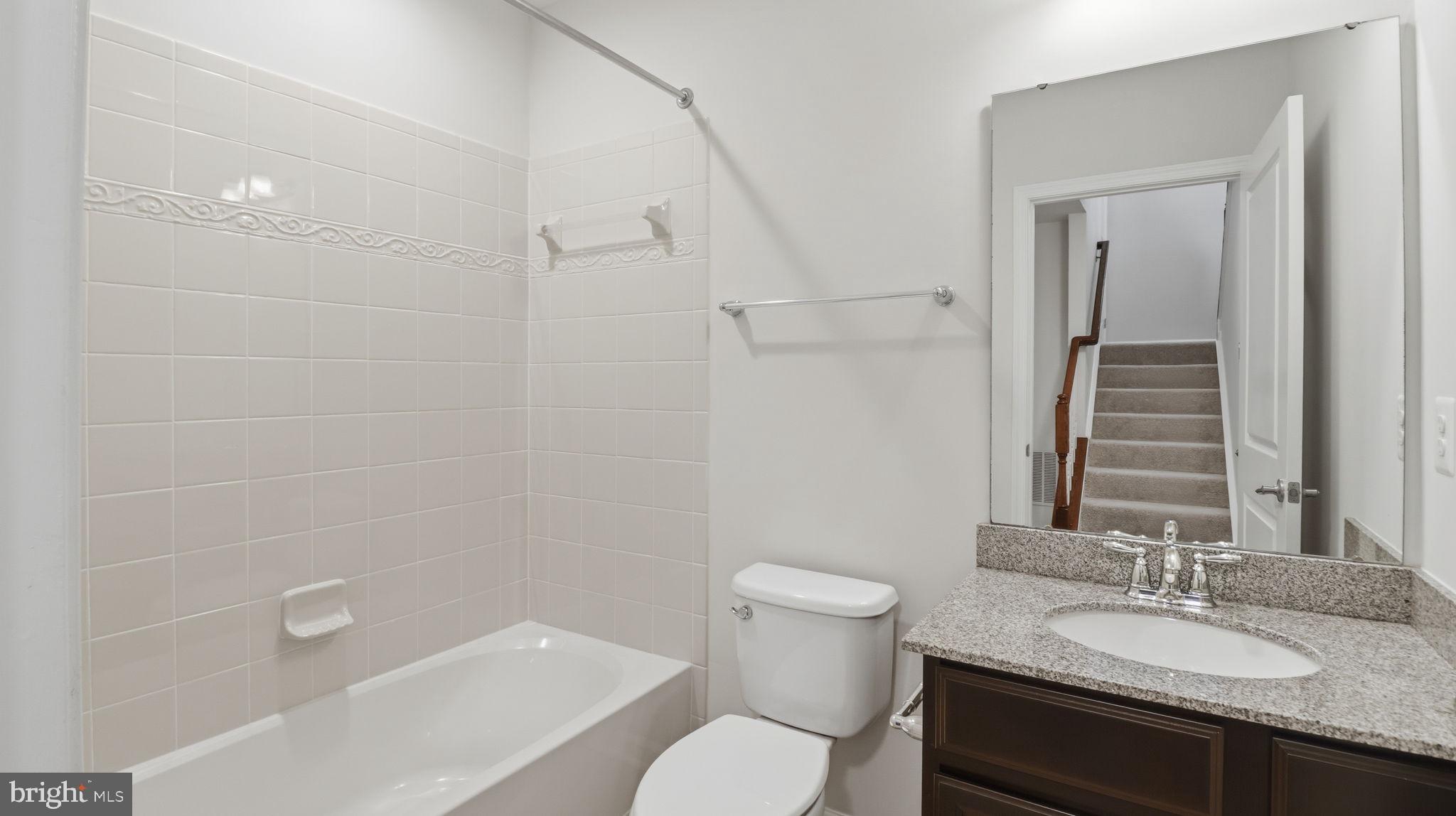 12690 LAKESIDE COURT