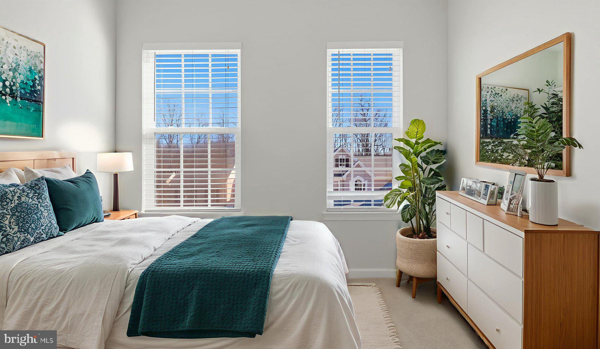 12690 LAKESIDE COURT